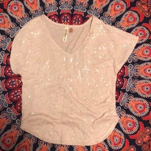 Sequin beige t-shirt 💫